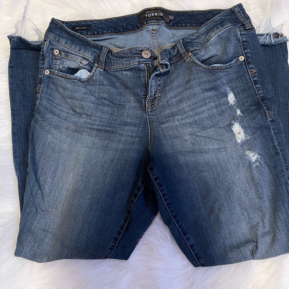Boyfriend distressed jeans